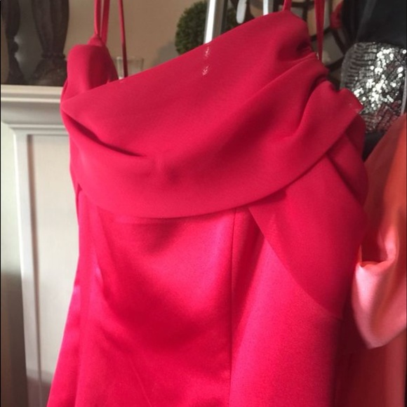 RED SPAGHETTI STRAP BRIDESMAID PROM GOWN Size 8 - Picture 1 of 8